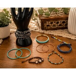 Boho Bracelet Lot of 8 Beaded Bangle Stretch Cord Turquoise Fashion Jewelry Set